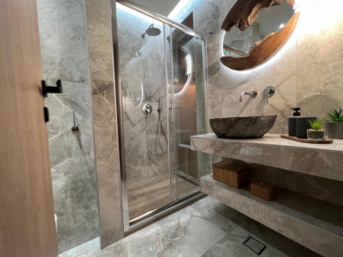 Supreme Secret Suite Alexandroupoli Eksteriør billede